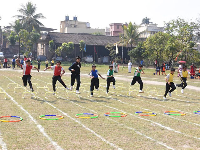 Annual Sports 43