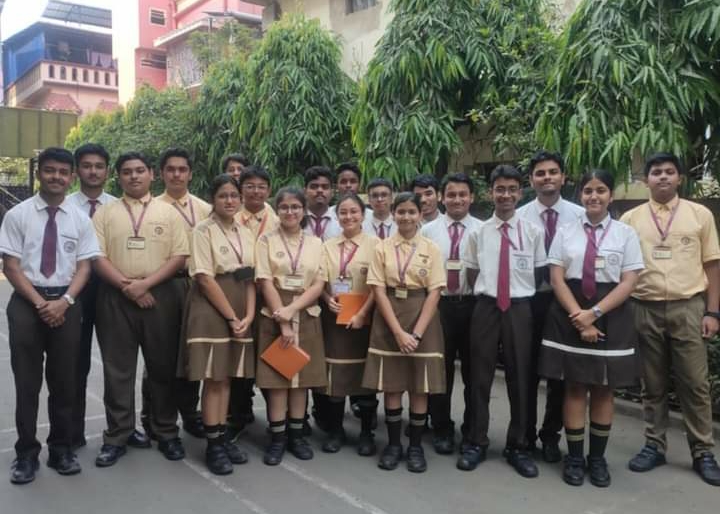 ACHIEVEMENT OF THE STUDENTS IN ONLINE COMMERCE FEST
