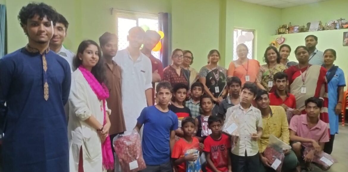 INITIATIVE : JOY OF GIVING (SOCIAL VISIT TO ARUNIMA HOSPICE)